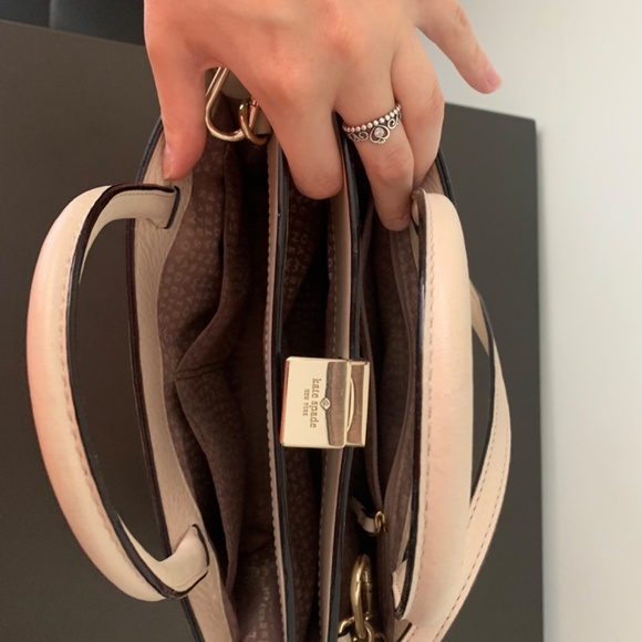 Kate Spade Purse - Picture 2 of 2